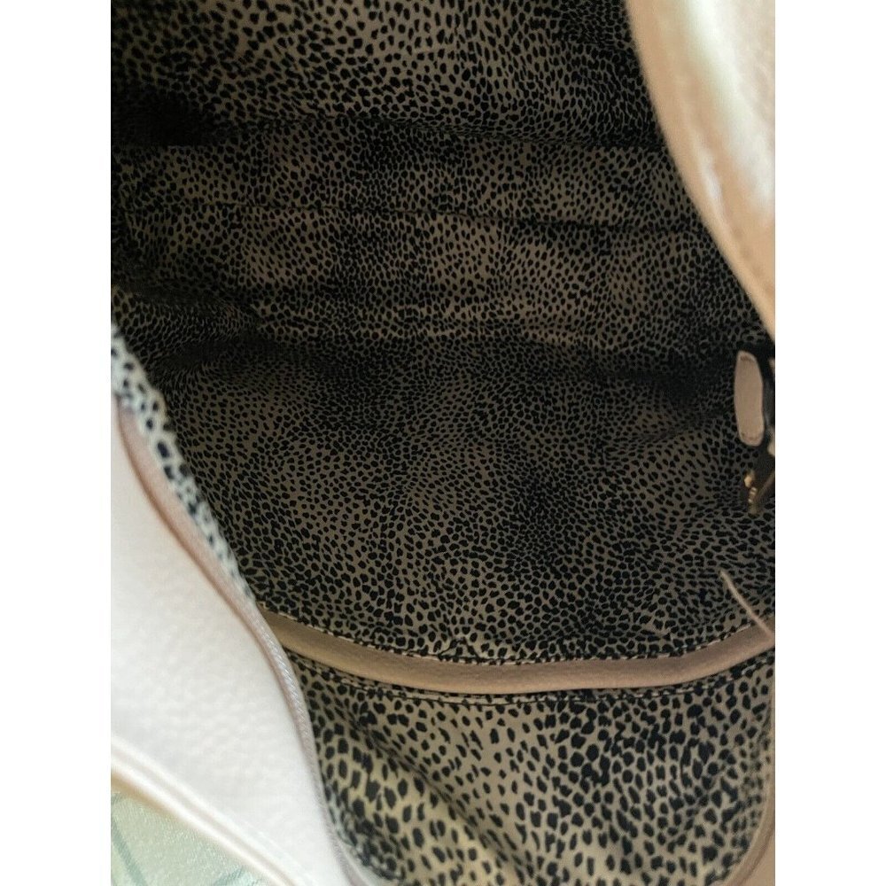 Alyssa Peta approved Soft Vegan pink shoulder bag & wristlet 2 pieces lead free - Picture 11 of 16